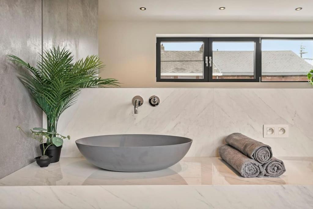 Schitterende Loft Met Jacuzzi En Sauna In 메헬렌 외부 사진